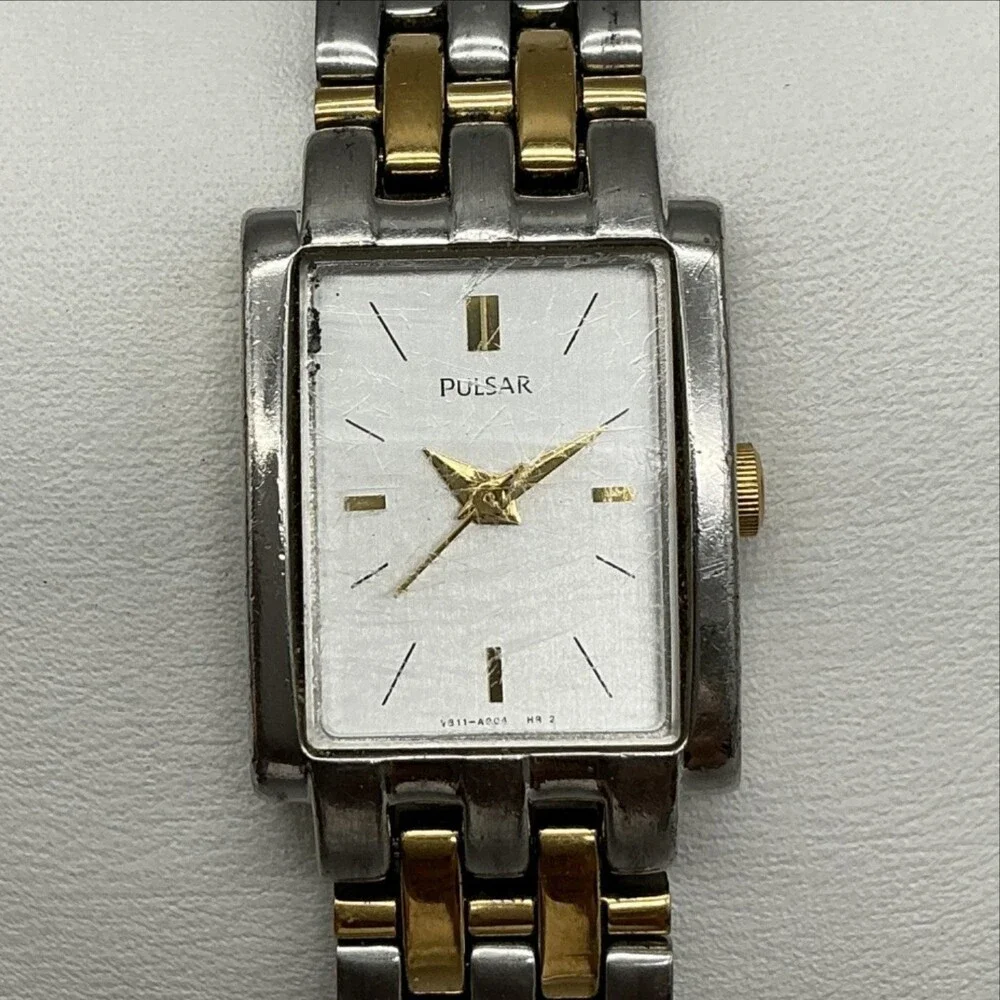 Pulsar V811-X040 Womens Watch 18mm White Dial Two Tone New Battery 7